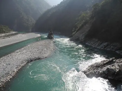 River Brahmaputra miju/ tüllo bray
